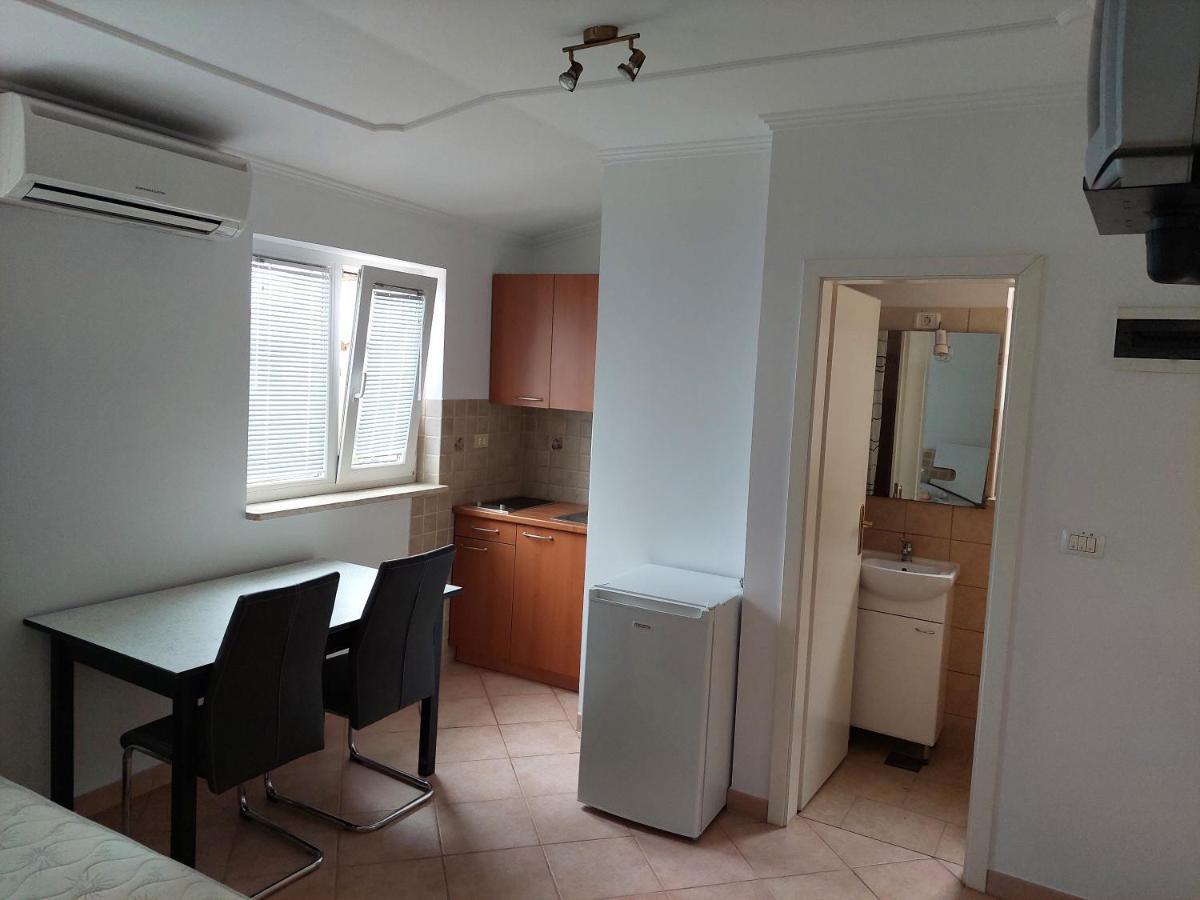 Apartment Rene 3 *
